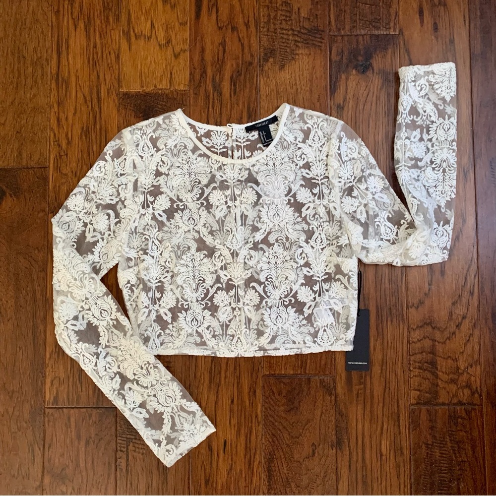 NWT Forever 21 White Vintage Floral Lace Mesh Crop Top
